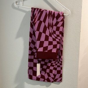 Super fun pink and brown checkered pants! Size XS